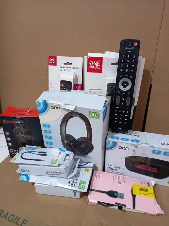 LOT OF ASSORTED ITEMS TO INCLUDE ONN WIRELESS NOISE CANCELLING HEADPHONES, BLACKWEB USB-C UNIVERSAL CHARGER, ONE FOR ALL UNIVERSAL REMOTE, MIXX MICRO TO USB CABLE, ONN WIRELESS EARBUDS, ETC.