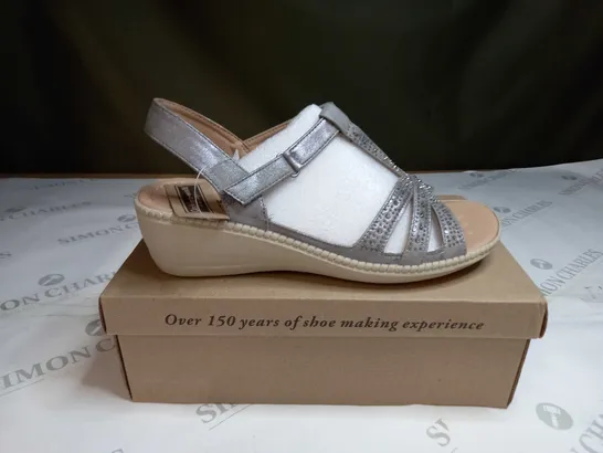 BOXED PAIR OF CUSHION WALKEMBELLISHED STRAPPY SANDALS IN PEWTER - SIZE 7