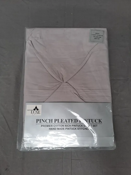 NORTHERN LUXE PINCH PLEATED PINTUCK DUVET SET IN GREY - SINGLE