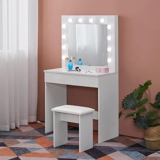 BOXED WHITE DRESSING TABLE WITH HOLLYWOOD LED LIGHTS MIRROR IN WHITE 