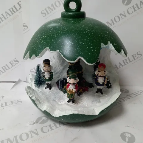 BOXED CHRISTMAS SCENE ORNAMENT 