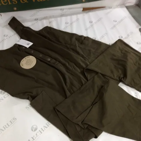 BEYOND NINE POPPY JUMPSUIT IN OLIVE - XL