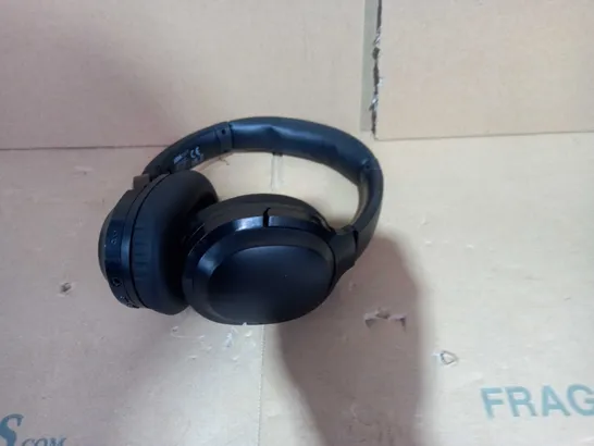 WIRELESS NOISE CANCELLING HEADPHONES