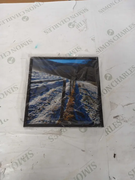 SMALL BLACK BORDERED SNOW PHOTO 