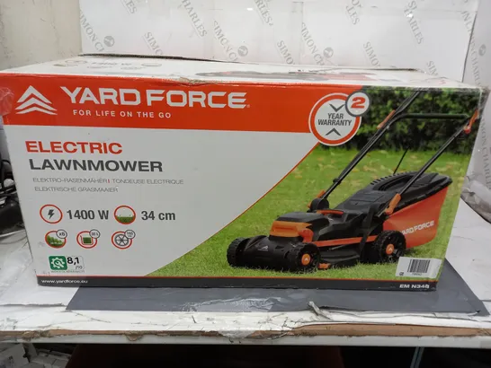 BOXED YARD FORCE ELECTRIC LAWNMOWER 