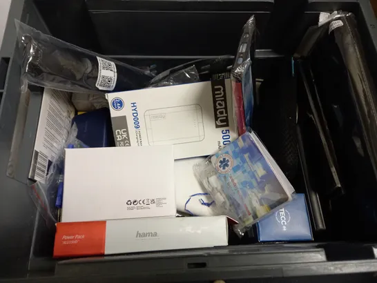 BOX OF APPROX 10 ITEMS TO INCLUDE ASSORTED POWER BANKS, ASSORTED PHONE CASES AND NOSE HAIR TRIMMER