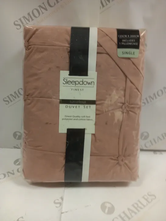 SLEEPDOWN RUCHED PLEAT BLUSH SINGLE DUVET SET