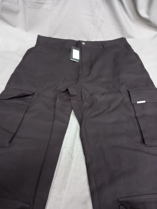 REPRESENT BAGGY CARGO PANTS IN BLACK - XL