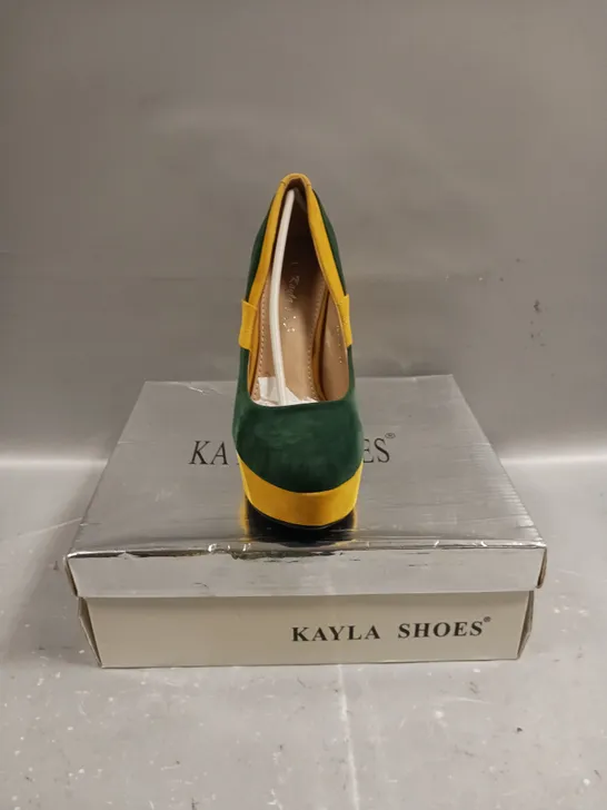 BOXED PAIR OF KAYLA HIGH BLOCK HEEL SLIP ON SHOES - SIZE 3.5