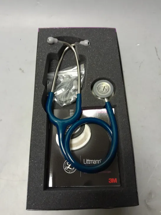 BOXED 3M LITTMANN CLASSIC III STETHOSCOPE