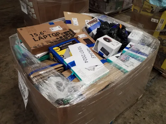 PALLET OF APPROXIMATELY 234 UNPROCESSED RAW RETURN HIGH VALUE ELECTRICAL GOODS TO INCLUDE;