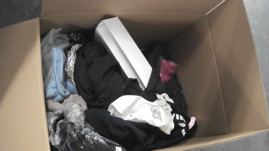 LARGE BOX OF ASSORTED ITEMS OF CLOTHING TO INCLUDE NEON PINK TUTU/GLOVES,/LEG WARMERS, SOCKS, GREY COAT