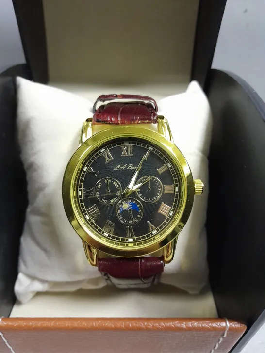 BOXED LA BANUS QUARTZ CHRONOGRAPH WATCH WITH BLACK DIAL & BURGUNDY STRAP