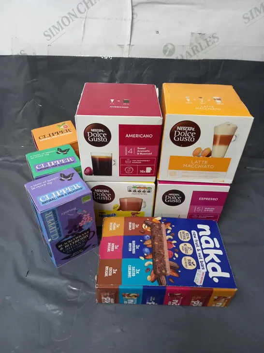 APPROXIMATELY 10 ASSORTED FOOD & DRINK ITEMS TO INCLUDE - DOLCE GUSTO PODS - NAKD RAW FRUIT & NUT BARS - CLIPPER TEA BAGS - ETC