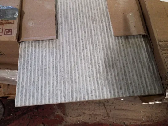 PALLET CONTAINING 23 PACKS EX DISPLAY TILES