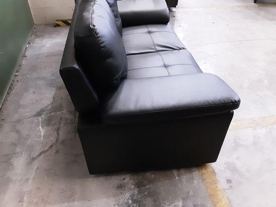 DESIGNER BLACK LEATHER 2-SEATER SOFA 