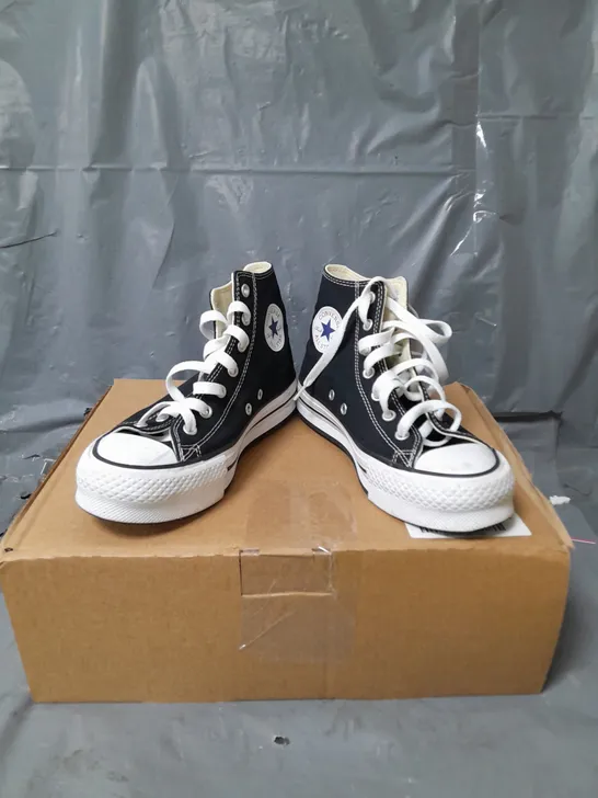 CONVERSE ALL STARS JUNIOR GIRLS HIGH TOP TRAINERS BLACK/WHITE SIZE 3