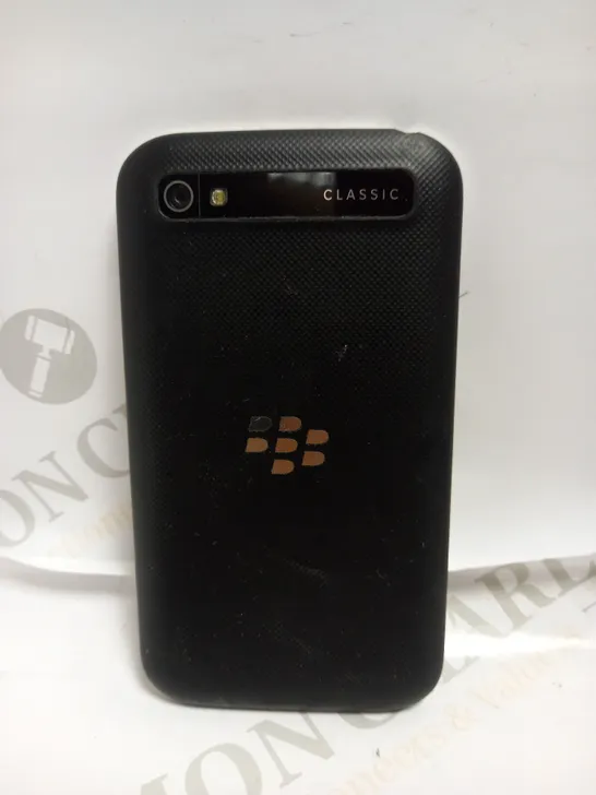 BLACKBERRY CLASSIC MOBILE PHONE IN BLACK