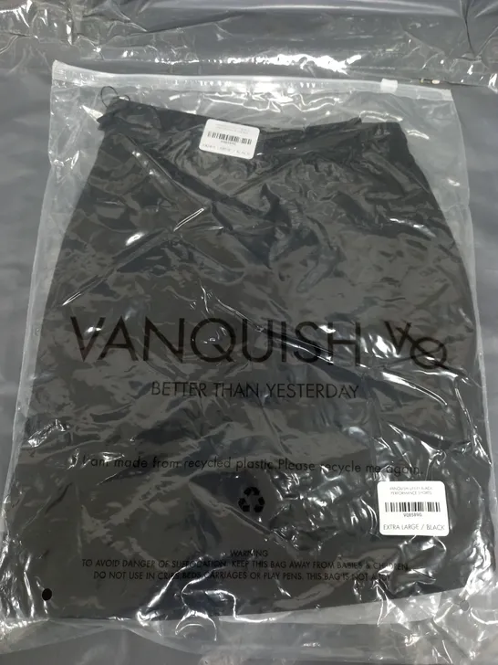 BAGGED VANQUISH UTILTY PERFORMANCE SHORTS IN BLACK