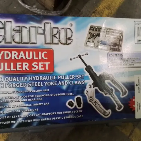 BOXED CLARKE HYDRAULIC PULLER SET