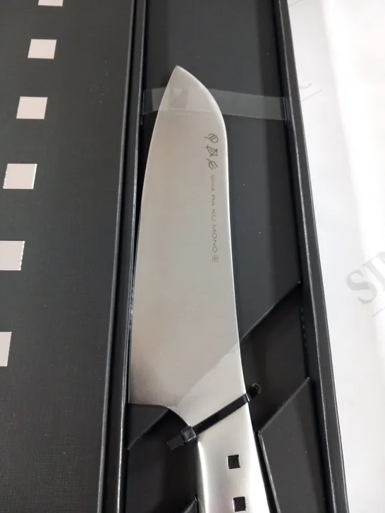 BRAND NEW BOXED SHA RA KU MONO MOLYBDENUM VANADIUM STEEL 18-8 STAINESS STEEL FJ-18 SANTOKU KNIFE