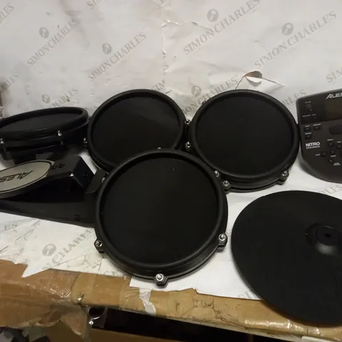 ALESIS DRUMS NITRO MESH KIT - ELECTRIC DRUM SET WITH MESH DRUM PADS