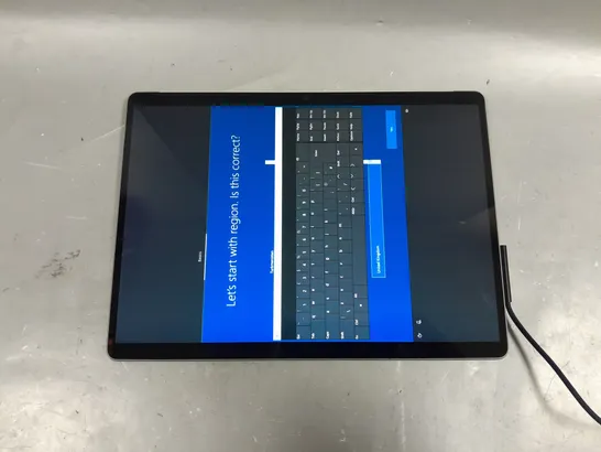 MICROSOFT SURFACE PRO 8 TABLET