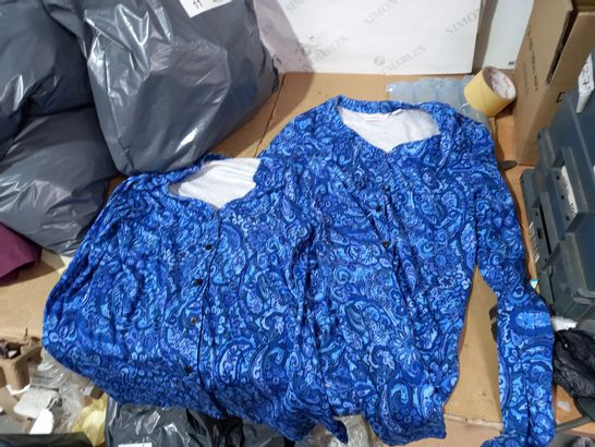 LOT OF 2 ISAAC MIZRAHI LIVE BLUE SHIRT TOPS- SIZE S, M