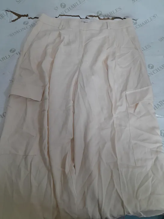 MNG CREAM CARGO PANTS - EUR 42