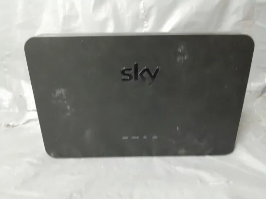 SKY SR 203 ROUTER WIFI SKY Q DUEL 