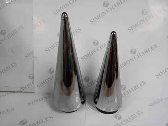 BOXED KELLY HOPPEN SET OF 2 INDOOR OUTDOOR PRELIT GLASS DECOR - REFLECTIVE CONES