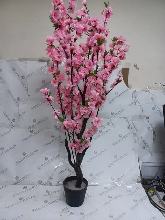 DECORATIVE CHERRY TREE - COLLECTION 