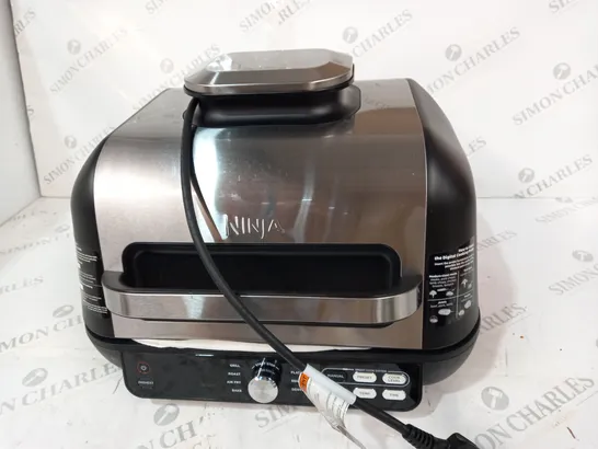 BOXED NINJA FOODI MAX PRO HEALTH GRILL & AIR FRYER AG651UK