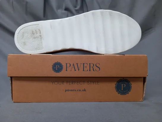 BOXED PAIR OF PAVERS SLIP-ON SHOES IN METALLIC SILVER SIZE 7