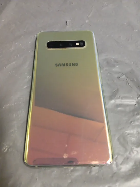 UNBOXED SAMSUNG MOBILE PHONE - SM-G973F