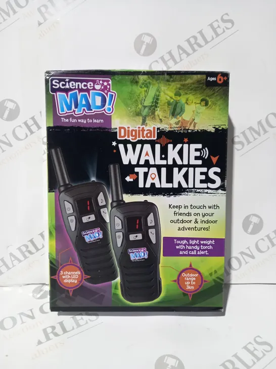 BOXED SCIENCE MAD DIGITAL WALKIE TALKIES