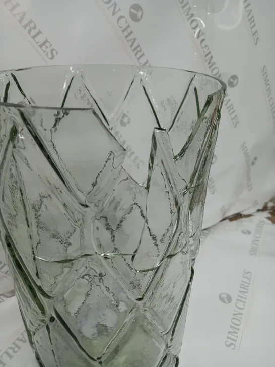 BUNDLEBERRY BY AMANDA HOLDEN CUT GLASS HURRICANE VASE