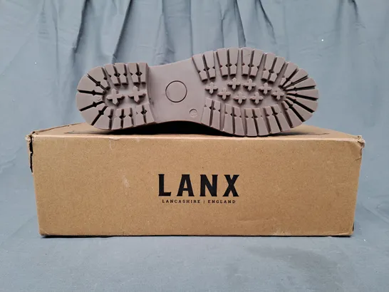 BOXED PAIR OF LANX DINCKLEY BOOTS IN BROWN UK SIZE 6.5