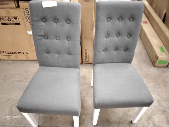 4 DESIGNER GREY FABRIC CHAIRS WITH BUTTONED BACK AND WHITE  LEGS 