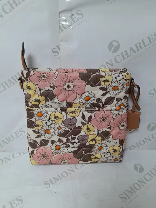 RADLEY LONDON QUILTED POUCH BAG IN IVORY FLORAL WITH GOLD DETAILS