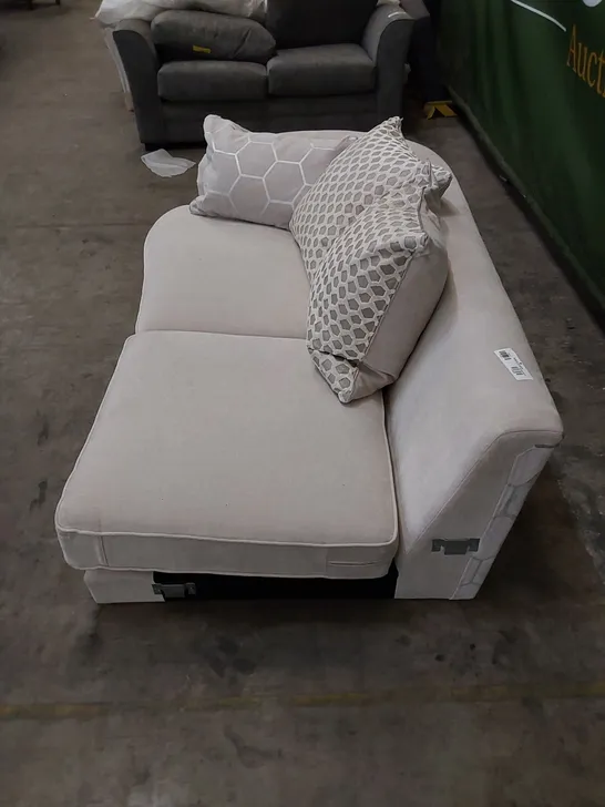 DESIGNER CONTEMPORARY SOFA PIECE WITH CUSHIONS 