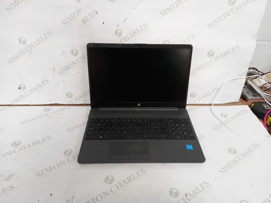 HP 250 G8 LAPTOP