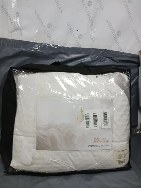 ULTIMATE LUXURY WHITE GOOSE DOWN 10.5 TOG DUVET RRP £99