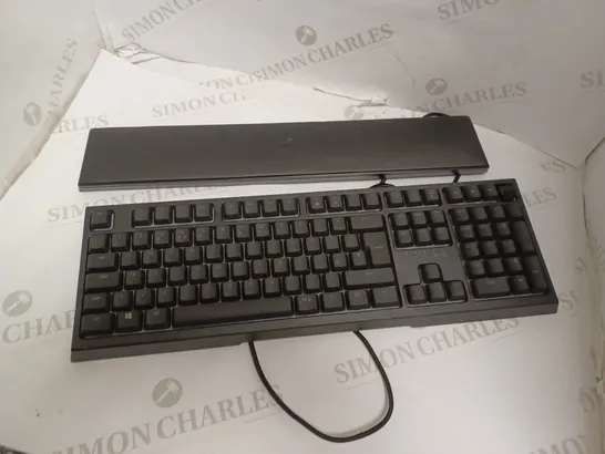 RAZER ORNATA V2 - KEYBOARD