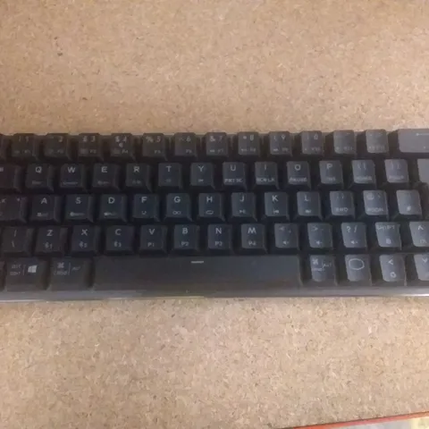 COOLER MASTER KEYBOARD