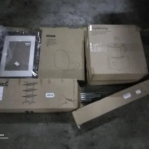 PALLET OF ASSORTED ITEMS INCLUDING TOILET SEAT, A4 PICTURE FRAME, MULTIFUNCTIONAL FOOD PROCESSOR, HOMIDEC DRYING RACK, OFFICE CHAIR MAT, FABRIC WARDROBE 