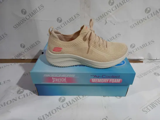 BOXED PAIR OF SKECHERS STRETCH FIT ULTRA FLEX 3.0 SHOES NATURAL UK SIZE 6