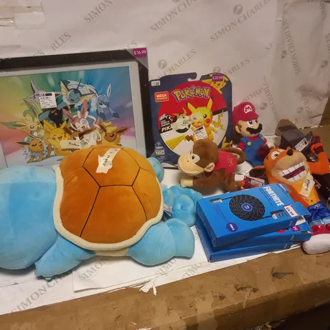 LOT OF 10 ASSORTED ITEMS TO INCLUDE POKEMON ART PRINT, PLUSH TOYS, USB-C CABLES ETC