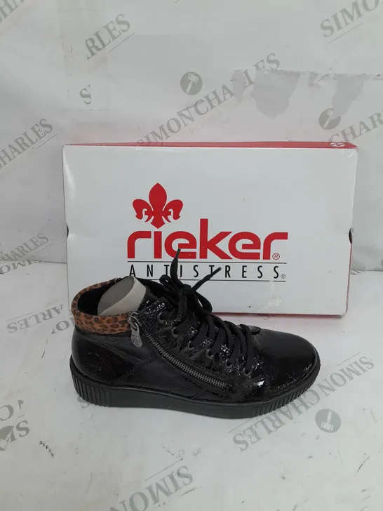 BOXED PAIR OF RIEKER HIGH TOP LEOPARD CUFF TRAINERS BLACK SIZE 5