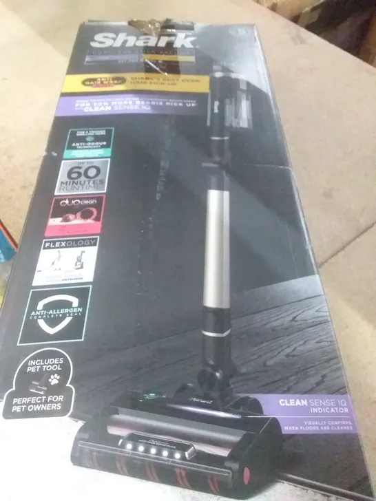 BOXED SHARK CORDLESS STICK VACUUM